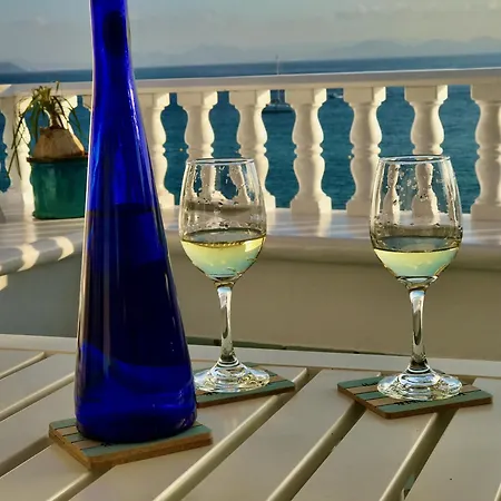 La Paloma Blanca - The White Dove Appartement *